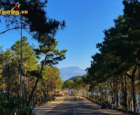 Ngắm nhìn Biển Hồ Pleiku thơ mộng từ đỉnh Chư Nâm hùng vĩ