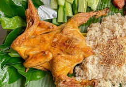 Gà Nướng Muối Kiến Vàng Gia Lai: Hương Vị Độc Đáo Núi Rừng