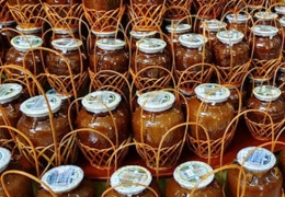 Hương vị Rượu Cần Gia Lai: Trải nghiệm văn hóa Tây Nguyên độc đáo