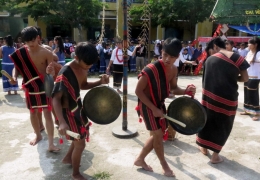 Kon Tum - Cội nguồn Văn hóa Tây Nguyên: Sử thi, cồng chiêng, bản sắc.