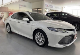 Thuê Xe Toyota Camry Đời Mới Tại Kon Tum - Giá Ưu Đãi Hấp Dẫn