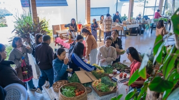 Đà Lạt cuối tuần: Lịch trình các phiên chợ độc đáo không thể bỏ lỡ