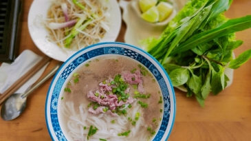 Đi tìm Phở khô Pleiku quán ngon nhất, chuẩn vị khó quên