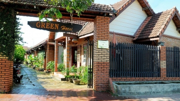 Khách Sạn Kon Tum View Sông Đắc Địa - Nơi An Yên Giữa Lòng Phố