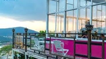 Khám phá 10 quán Gà Nướng Cơm Lam Đà Lạt ngon nức tiếng