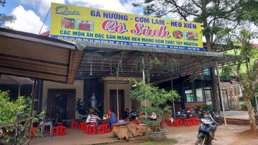 Trải nghiệm Cơm lam Cô Sinh Măng Đen: Nét ẩm thực Tây Nguyên