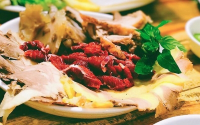 Bò Nhúng Giấm Buôn Ma Thuột - Món Ngon Nức Tiếng Ẩm Thực Cao Nguyên