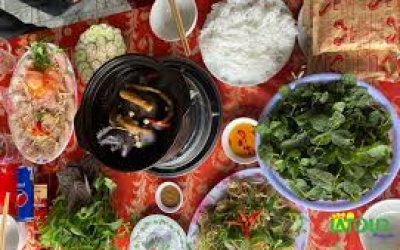 Lẩu gà lá sâm Măng Đen: Tinh hoa ẩm thực núi rừng Kon Tum