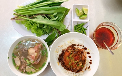 Thưởng thức phở khô 2 tô Pleiku trứ danh, đậm đà hương vị
