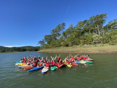 TOUR ĐÀ LẠT KHÔNG Ở PHỐ (CHÈO SUP, CẮM TRẠI, TEAMUILDING)