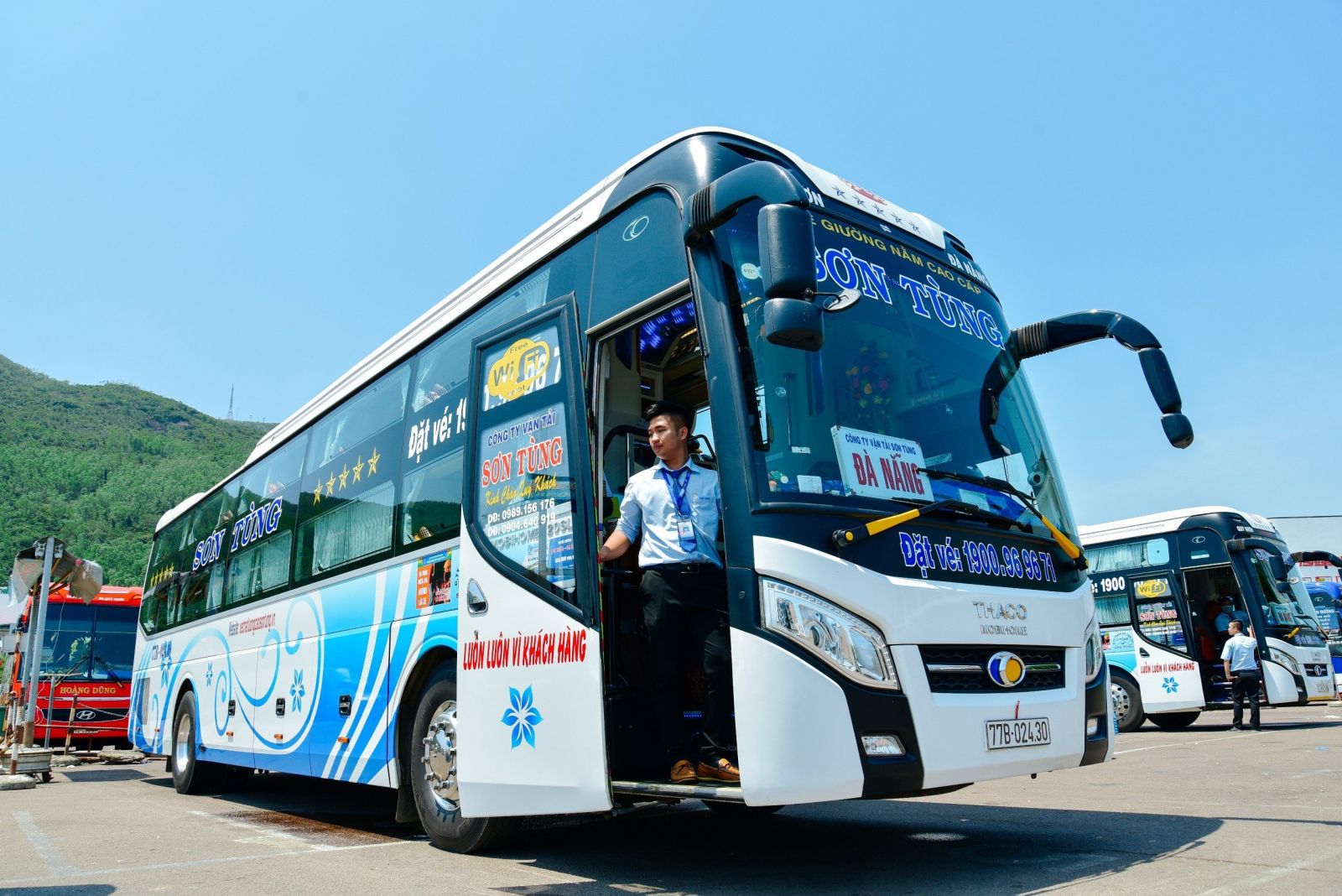 Nhà xe Sơn Tùng Limousine
