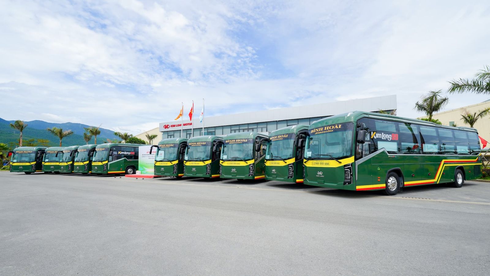 Xe Bình Hoài Limousine