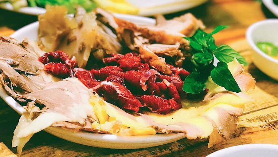 Bò Nhúng Giấm Truyền Thống