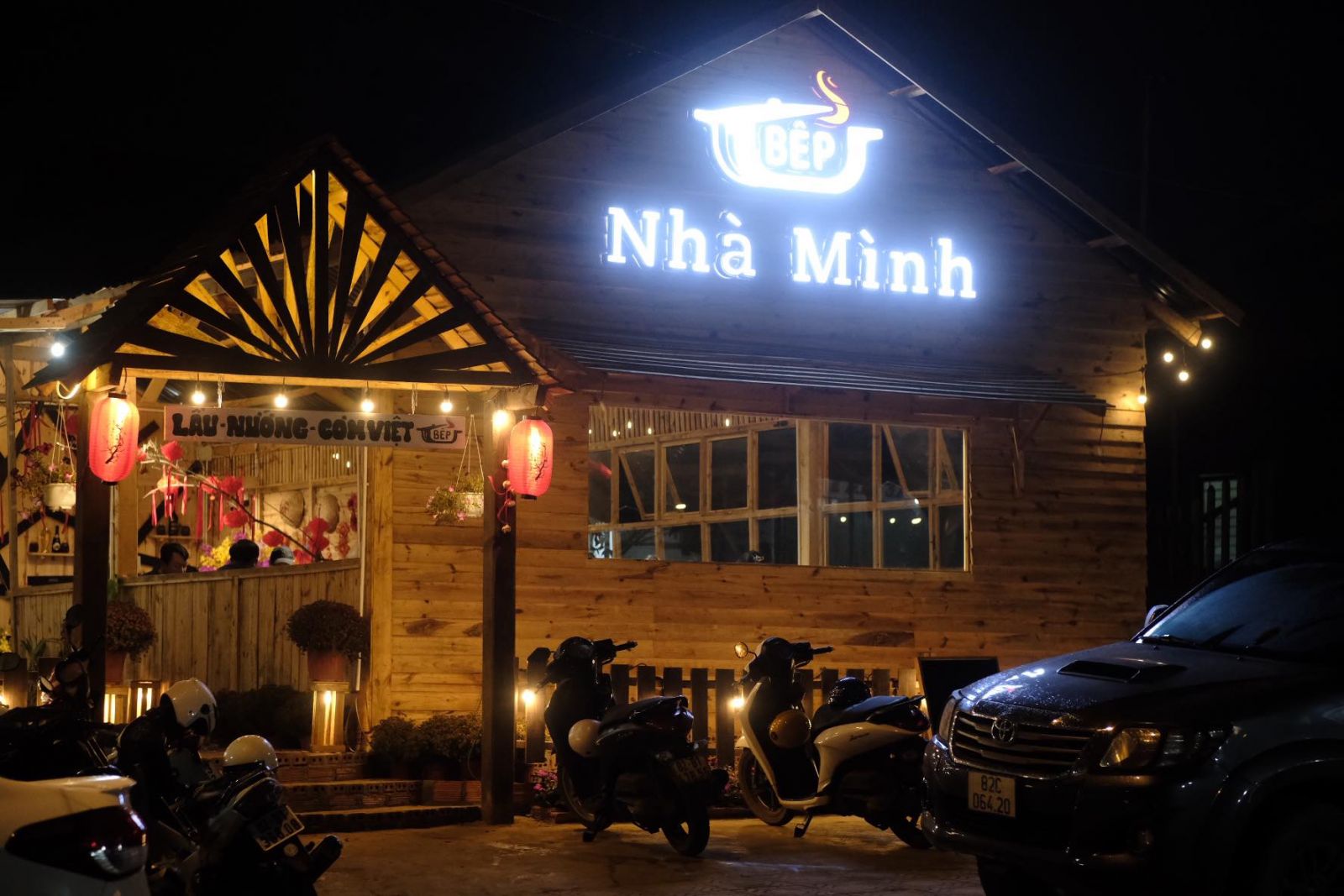 Bếp Nhà Mình Măng Đen