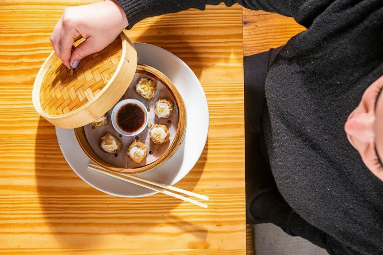 Ống hút rượu cần Tây Nguyên