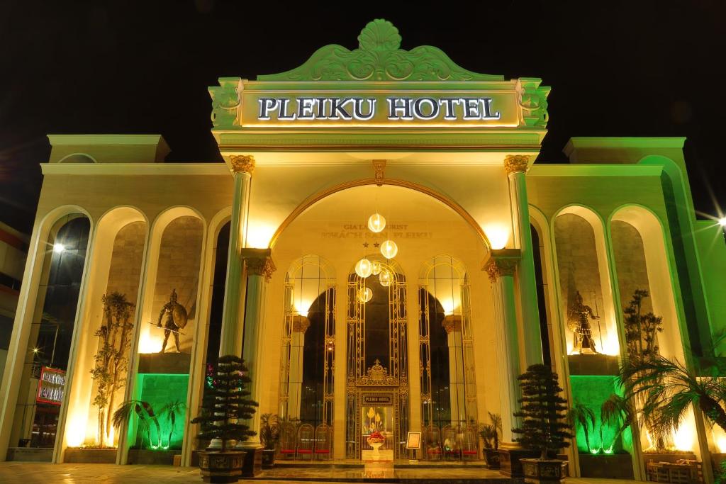 HANZ Pleiku & EM