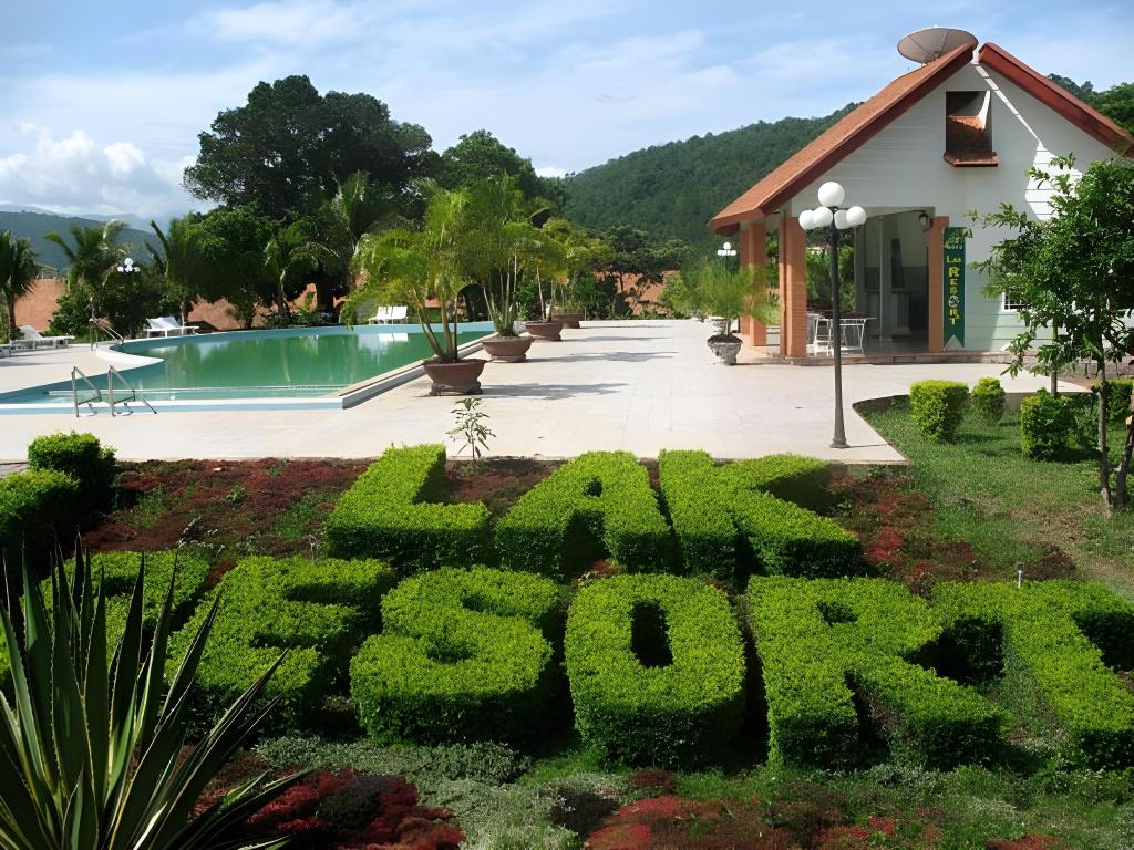 Lak Resort