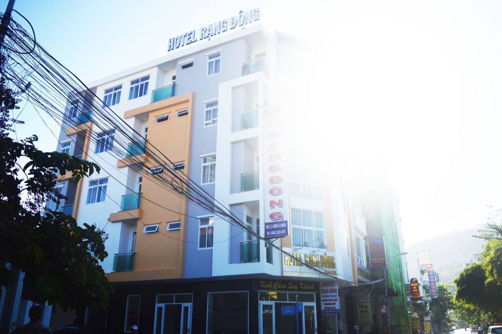 Nhà nghỉ Rạng Đông