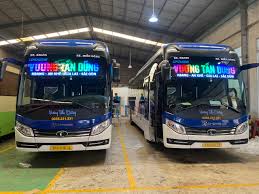 Nhà xe Vương Tấn Dũng