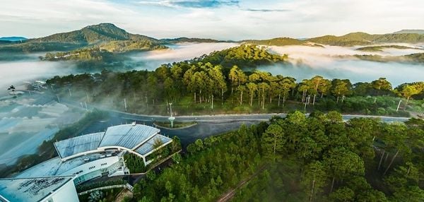 Thủy Hoàng Nguyên Resort – Spa