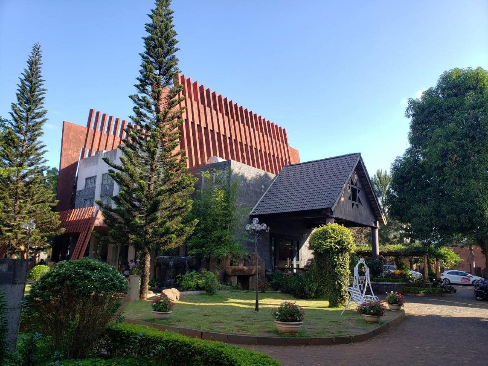 Trung Nguyên Coffee Resort