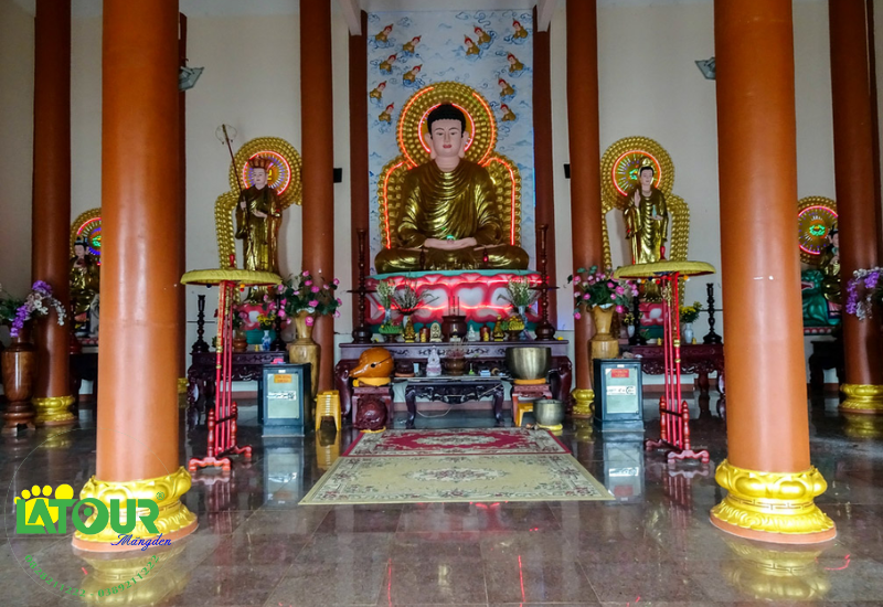 Thờ tượng Phật 