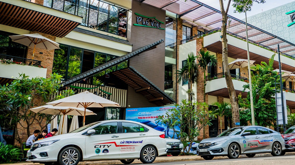 Cafe Phố Việt Buôn Ma Thuột