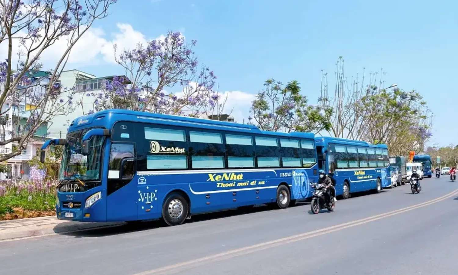 xe Sài Gòn Kon Tum