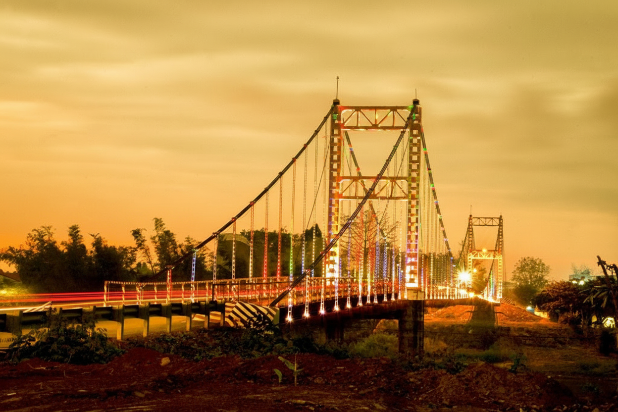 Cầu treo Kon Klor vàng cam