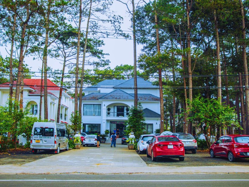 Măng Đen khách sạn