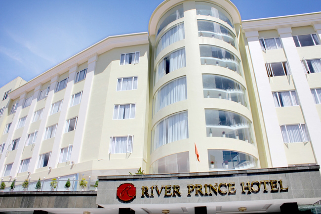 Khách sạn River Prince