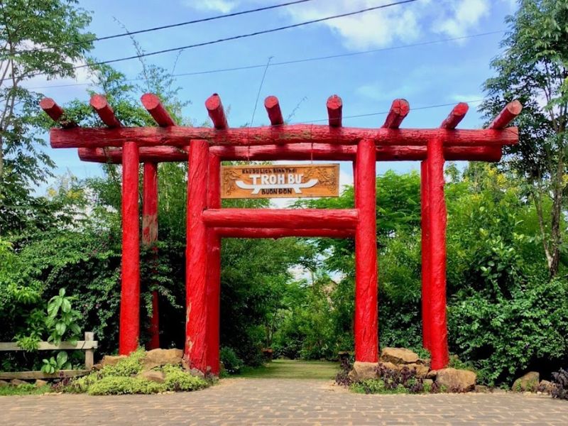 Khu Du Lịch Vườn Troh Bư (Troh Bư Farm)