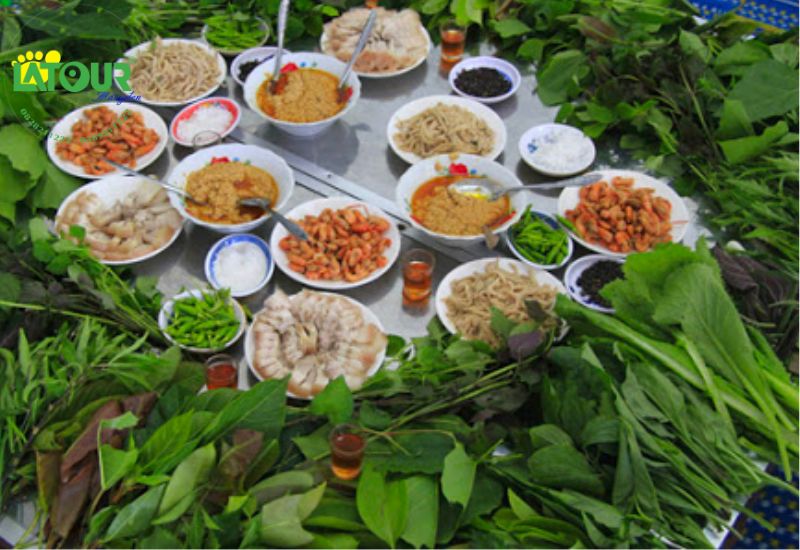 Gỏi lá rừng Măng Đen