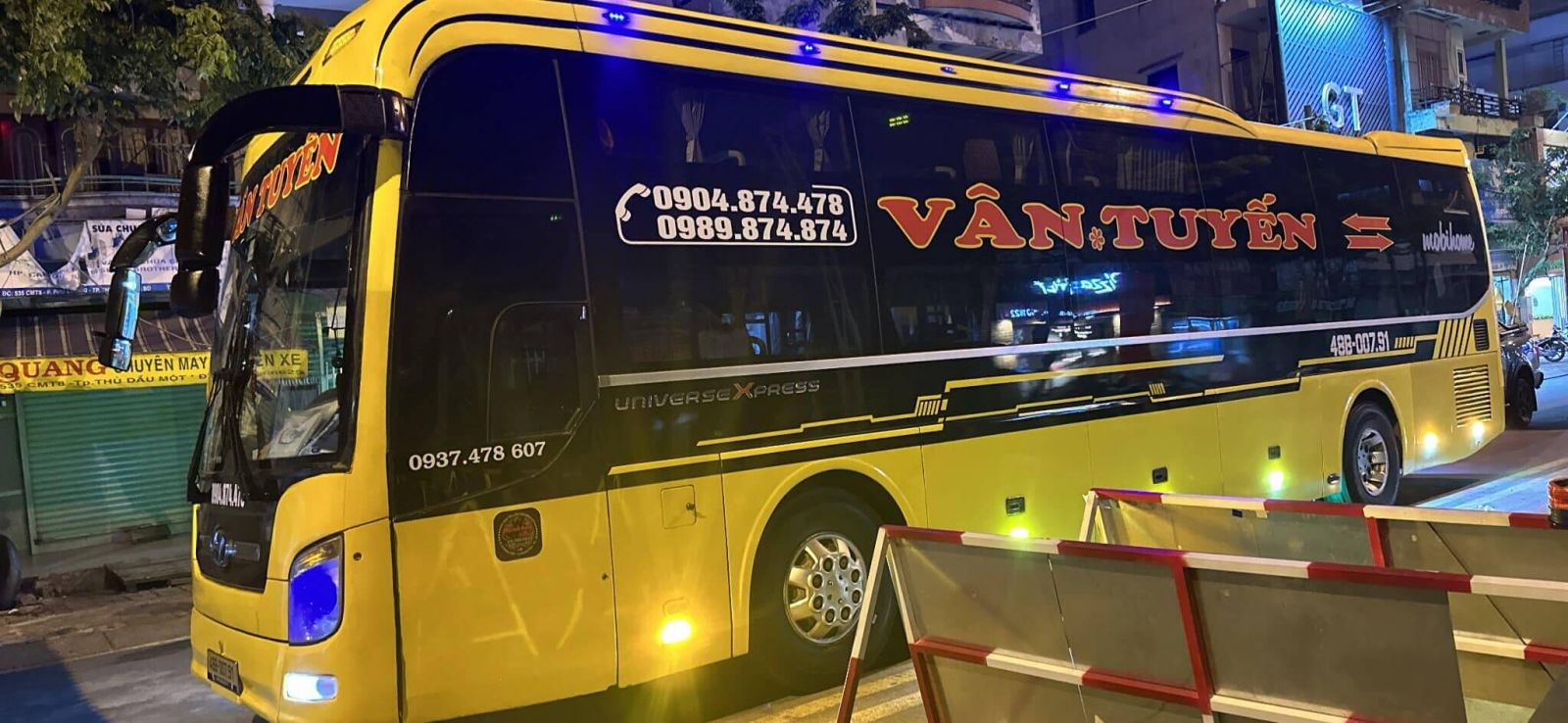 Nhà xe Vân Tuyến